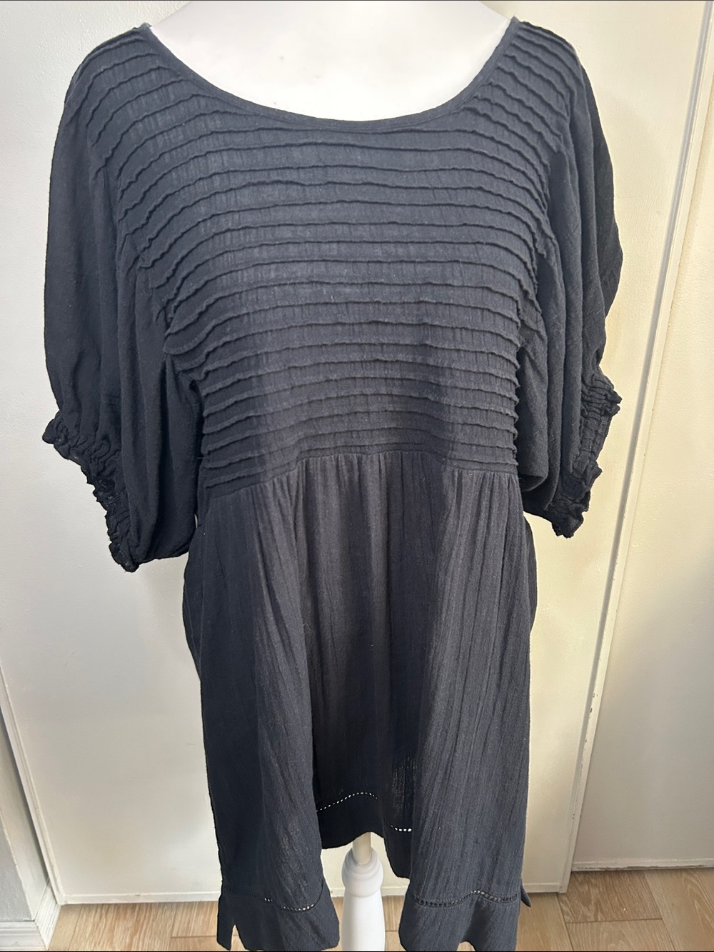 Free People Elsie Black Pintuck Babydoll Puff Sleeve Tunic Top Mini Dress